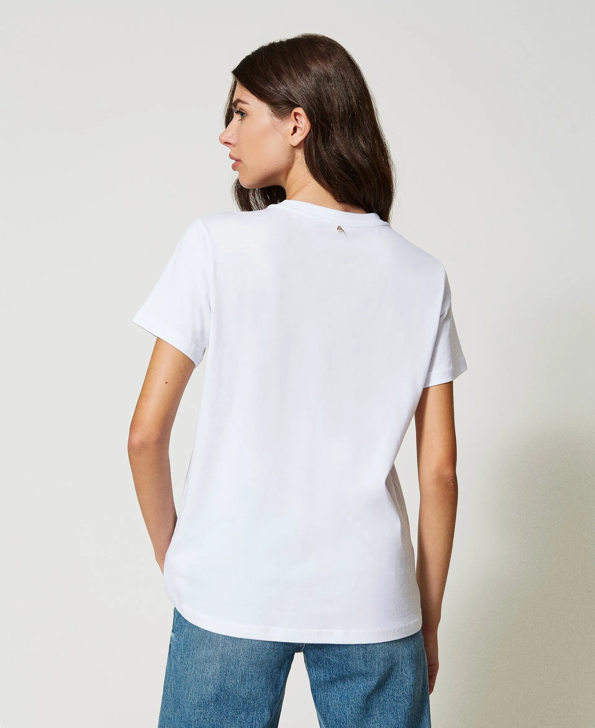 Camiseta regular con estampado brillante