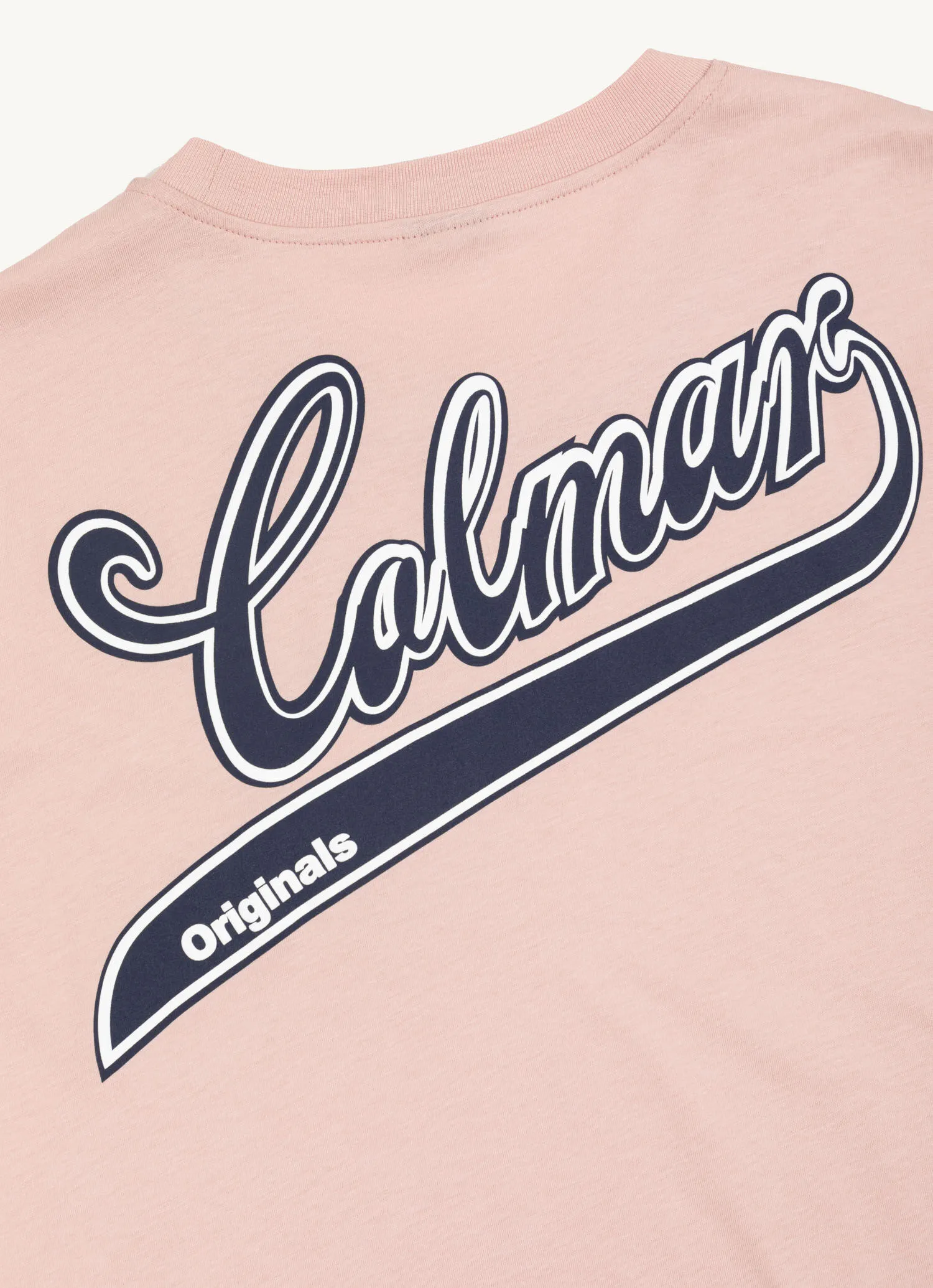 Camiseta universitaria con estampado en la espalda