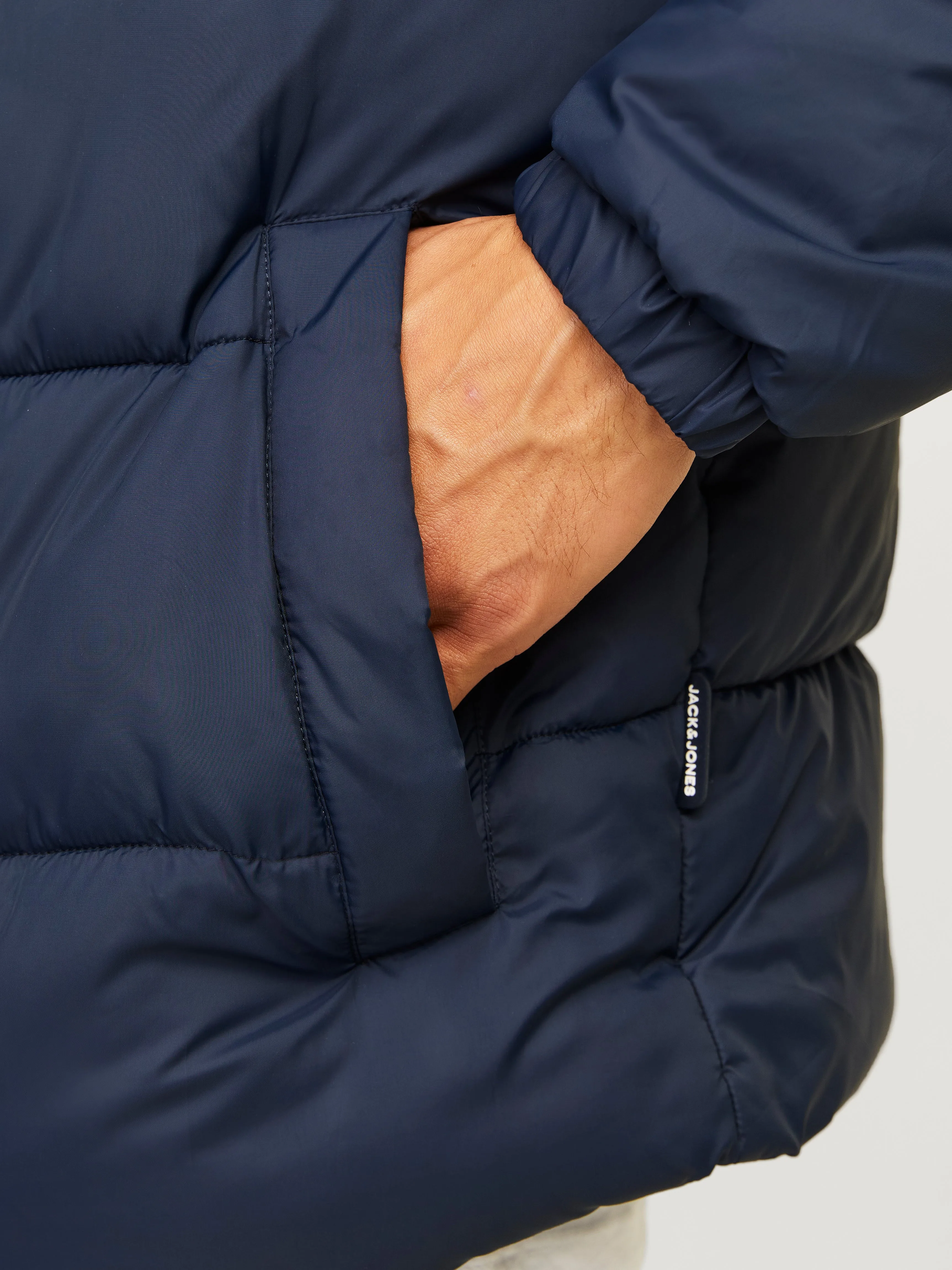 Chaqueta corta acolchada | Azul oscuro | Jack & Jones®