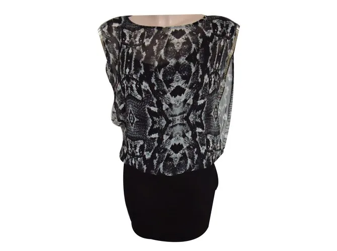 Guess Vestido Estampado de cebra 