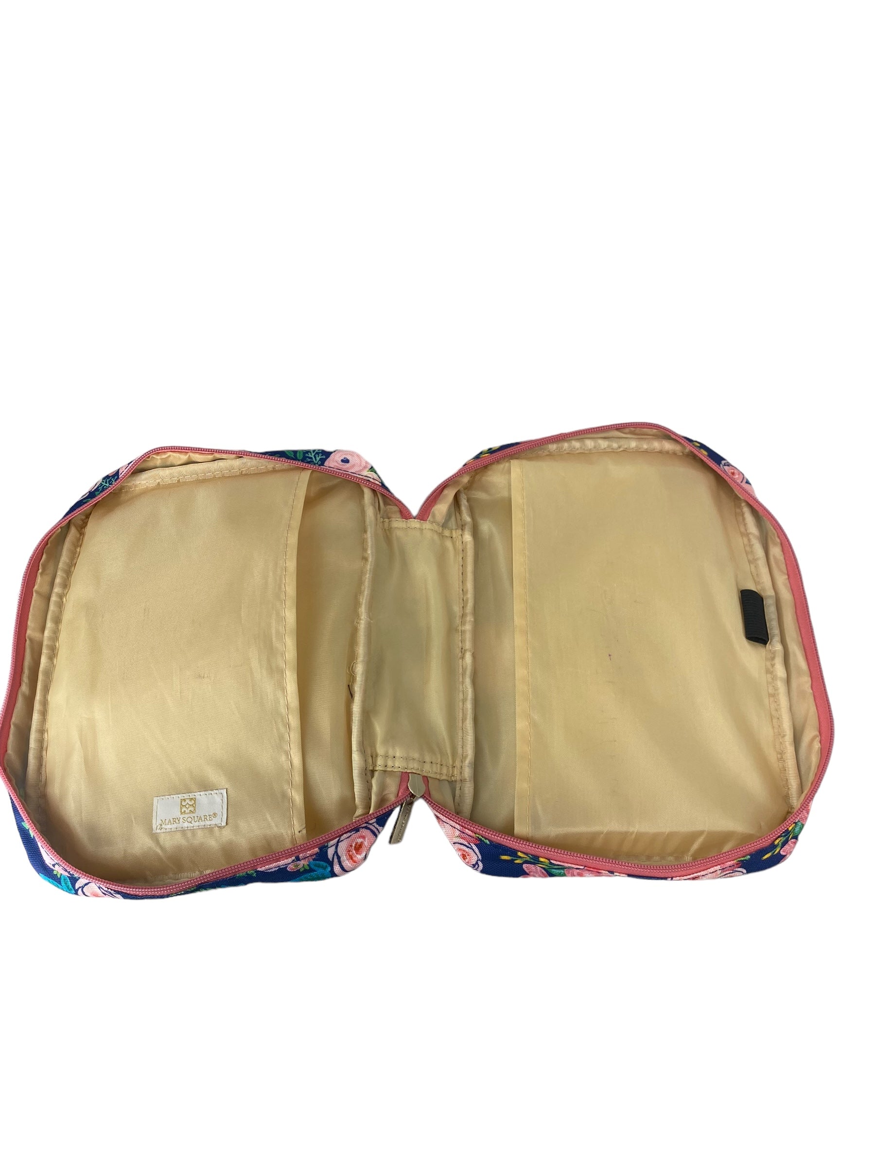 Makeup Bag Mary Square, Size Medium
