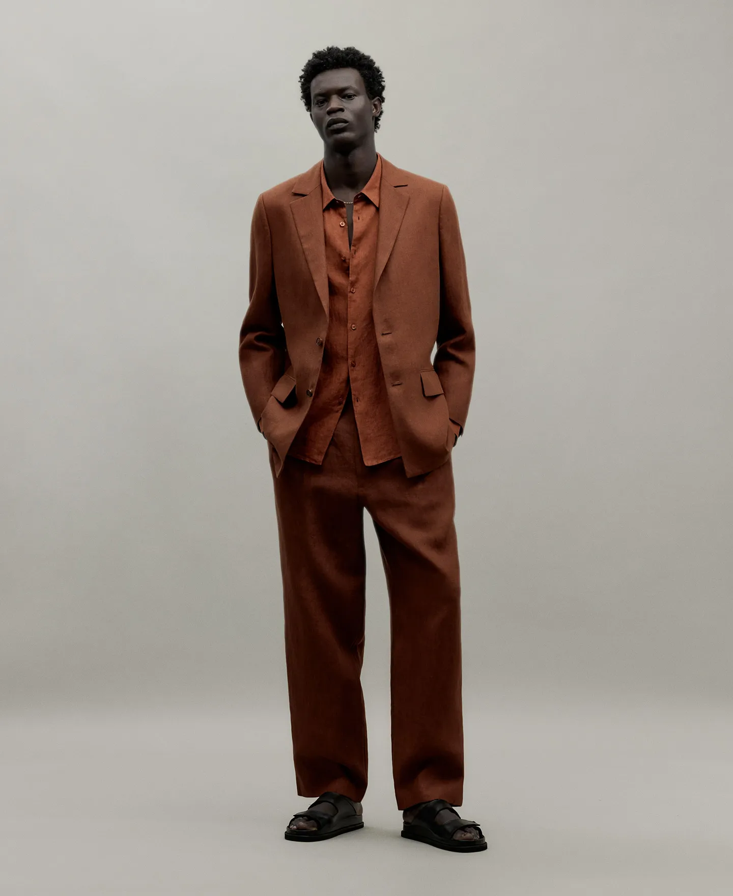 Pantalón sastre marrón hombre