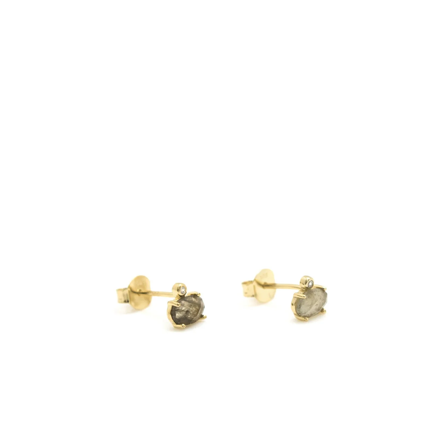 Pendientes botón con labradorita diseo circular y detalle de circonita