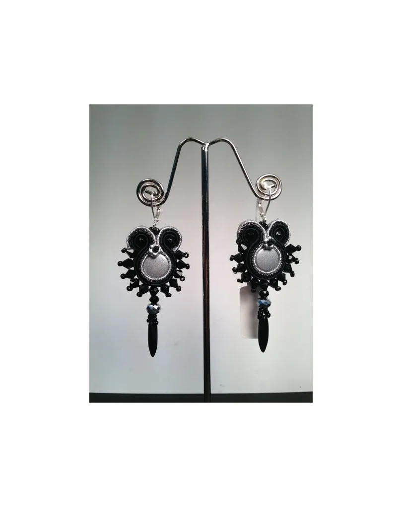 PENDIENTES FLAMENCA PEQUEÑOS GRIS Y NEGRO