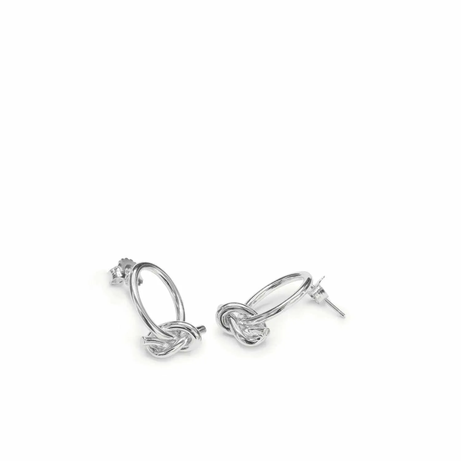 Pendientes originales de plata diseo nudo pequeo