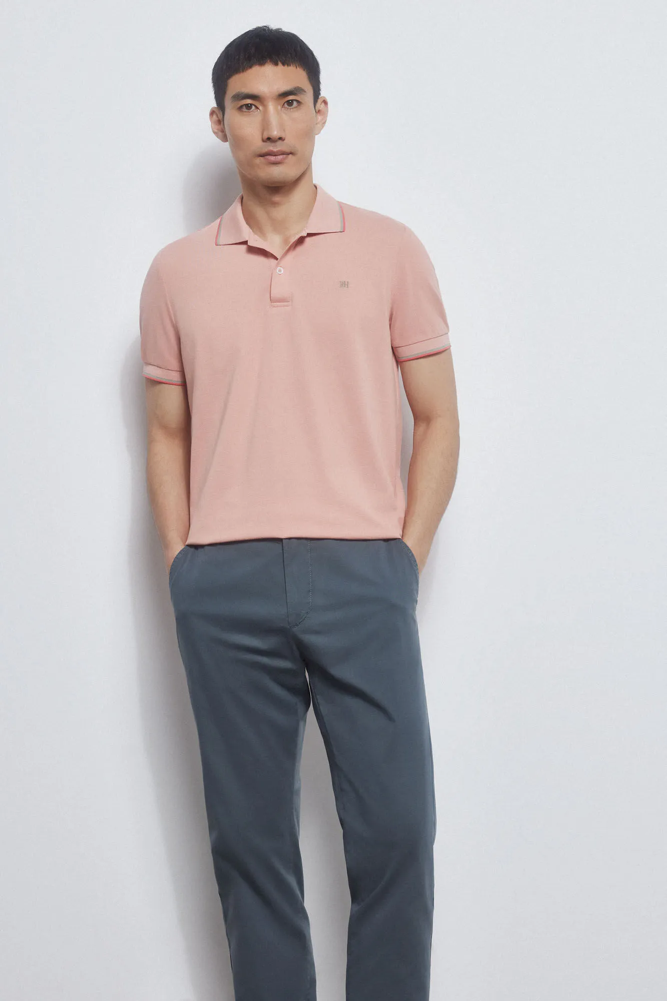 Plain tipped polo shirt