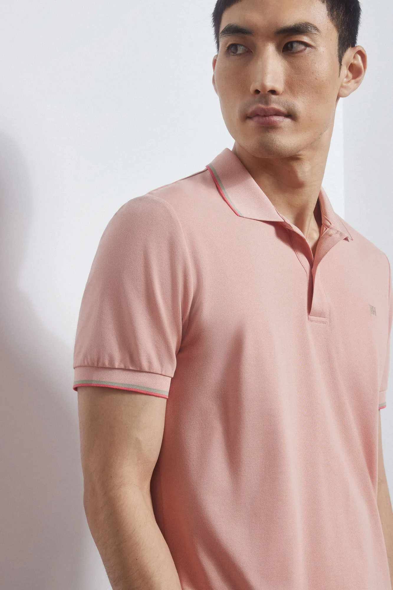 Plain tipped polo shirt