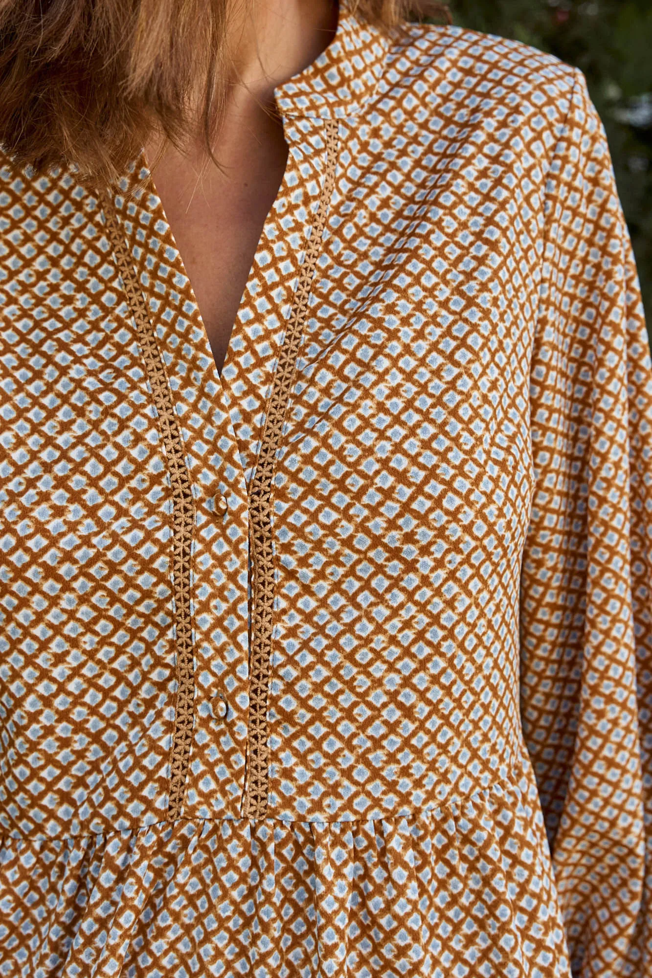 Polín Et Moi Vestido leonti de cuello pico