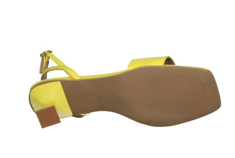Sandalia Piel Amarillo Pulsera