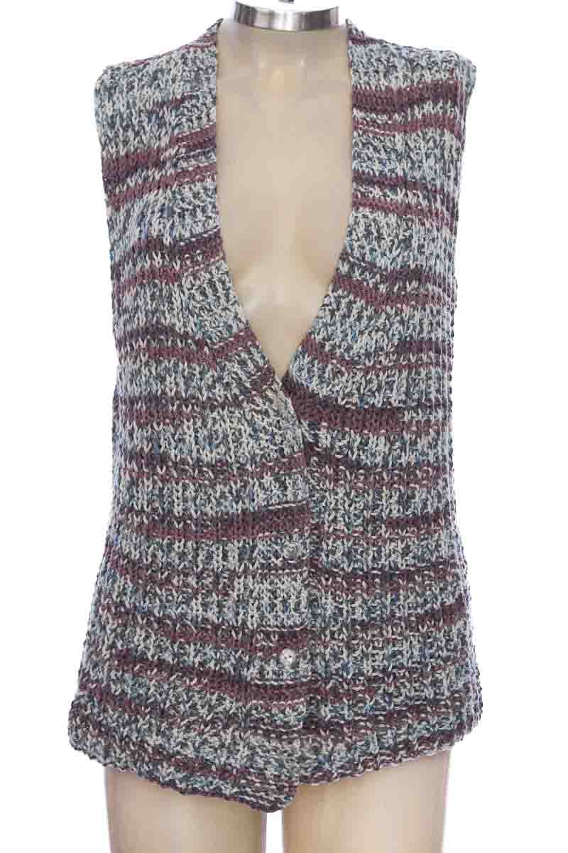 SWEATER COLOR ESTAMPADO  CLOSEANDO