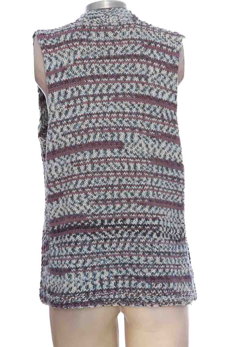 SWEATER COLOR ESTAMPADO  CLOSEANDO