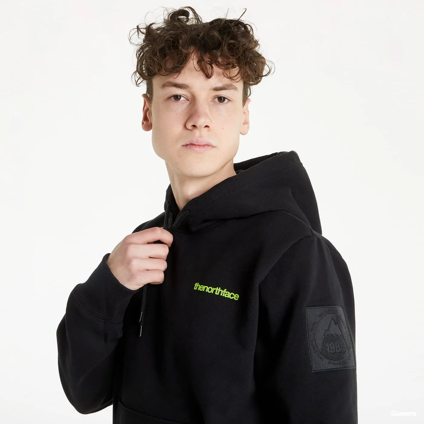 The North Face Mountain Heavyweight Hoodie