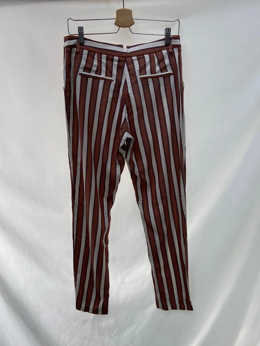 UTERQÜE.Pantalones formales rayas T.M
